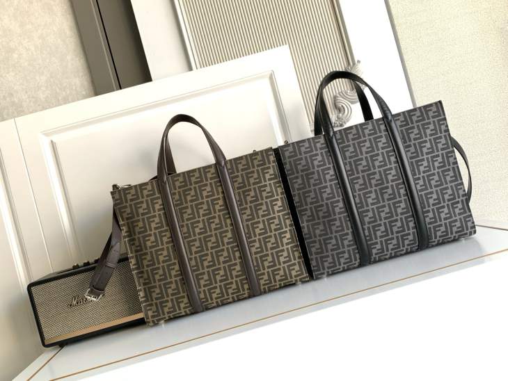 Picture of Fendi Mens Bags _SKUfw239245968fw